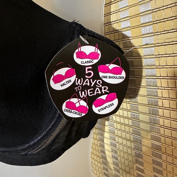 Black Fuschia by Secret Lace 5 Way Convertible Bra Black Mesh 42D NWT - Picture 6 of 13